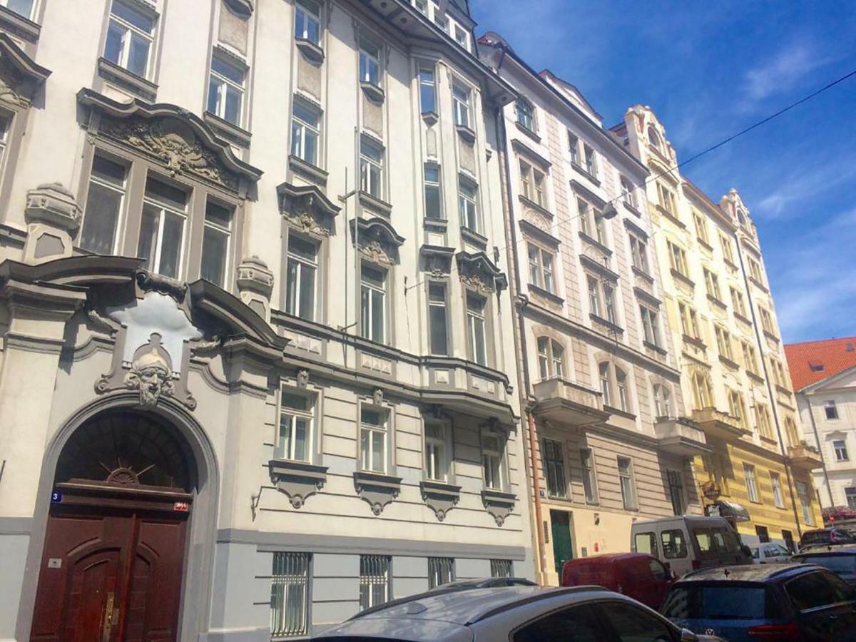 The Dancing House Residence, Two Bedroom Apartment With Balcony Near River! Prag Exterior foto